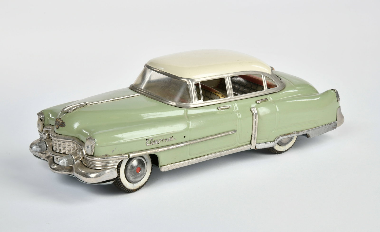 Gama, Cadillac (1 of 3)