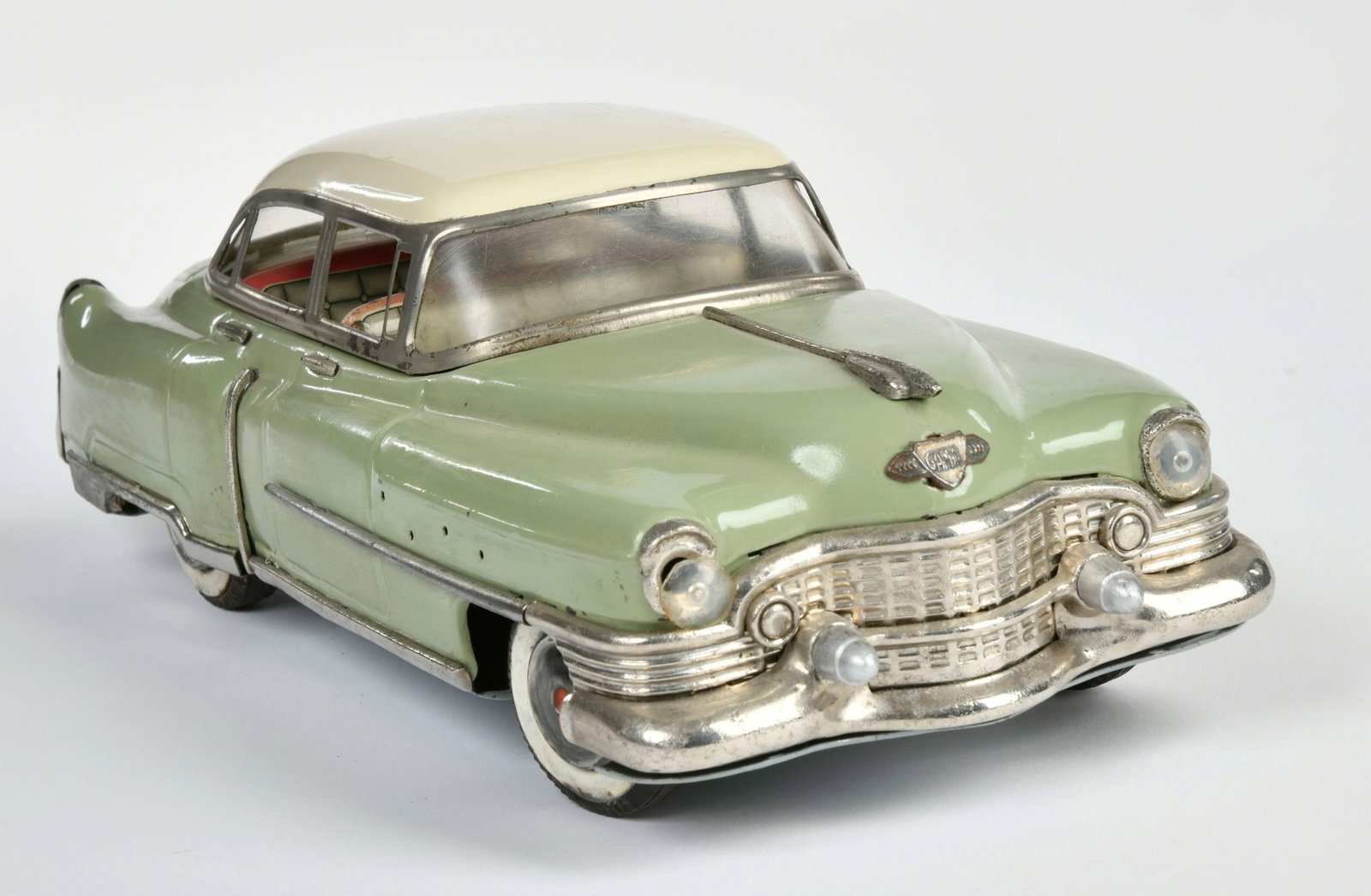 Gama, Cadillac - 3