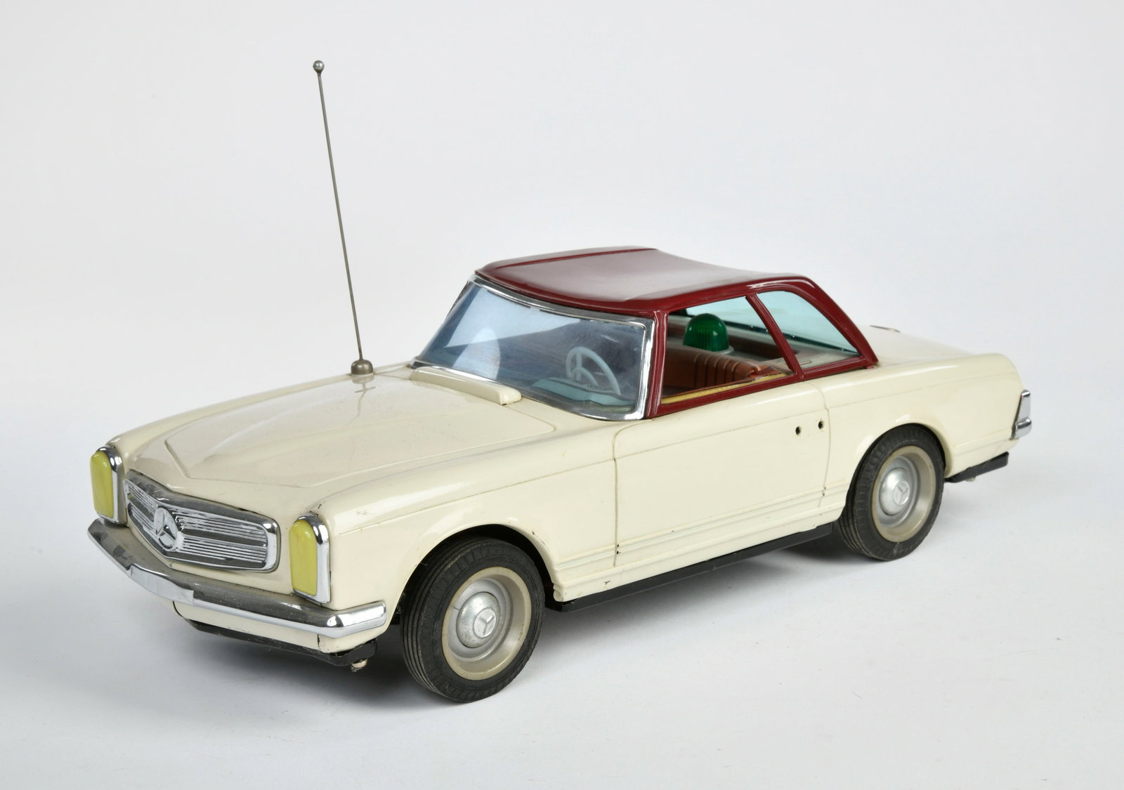 Modern Toys, Radicon Mercedes Benz 230 SL: Modern Toys, Radicon Mercedes Benz 230 SL, Japan, 40 cm, Blech, Funktion nicht gepruft, ein Turgriff fehlt, Z 2