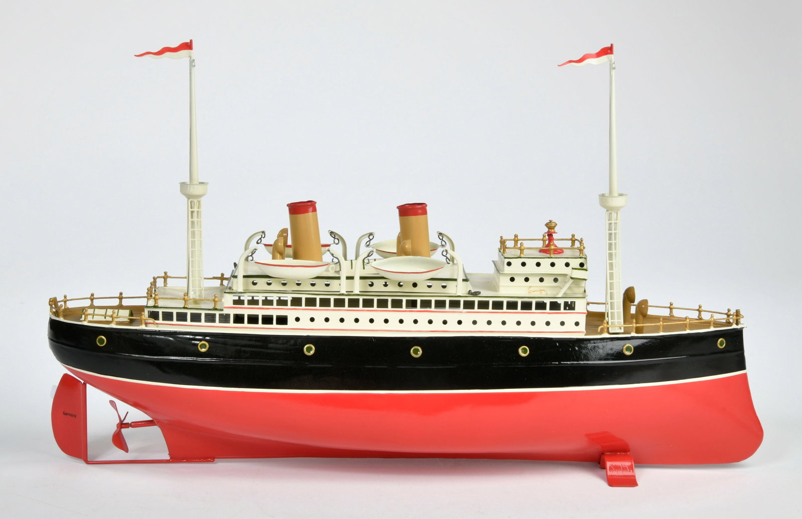 Fleischmann, Passagierdampfer (1 of 2)