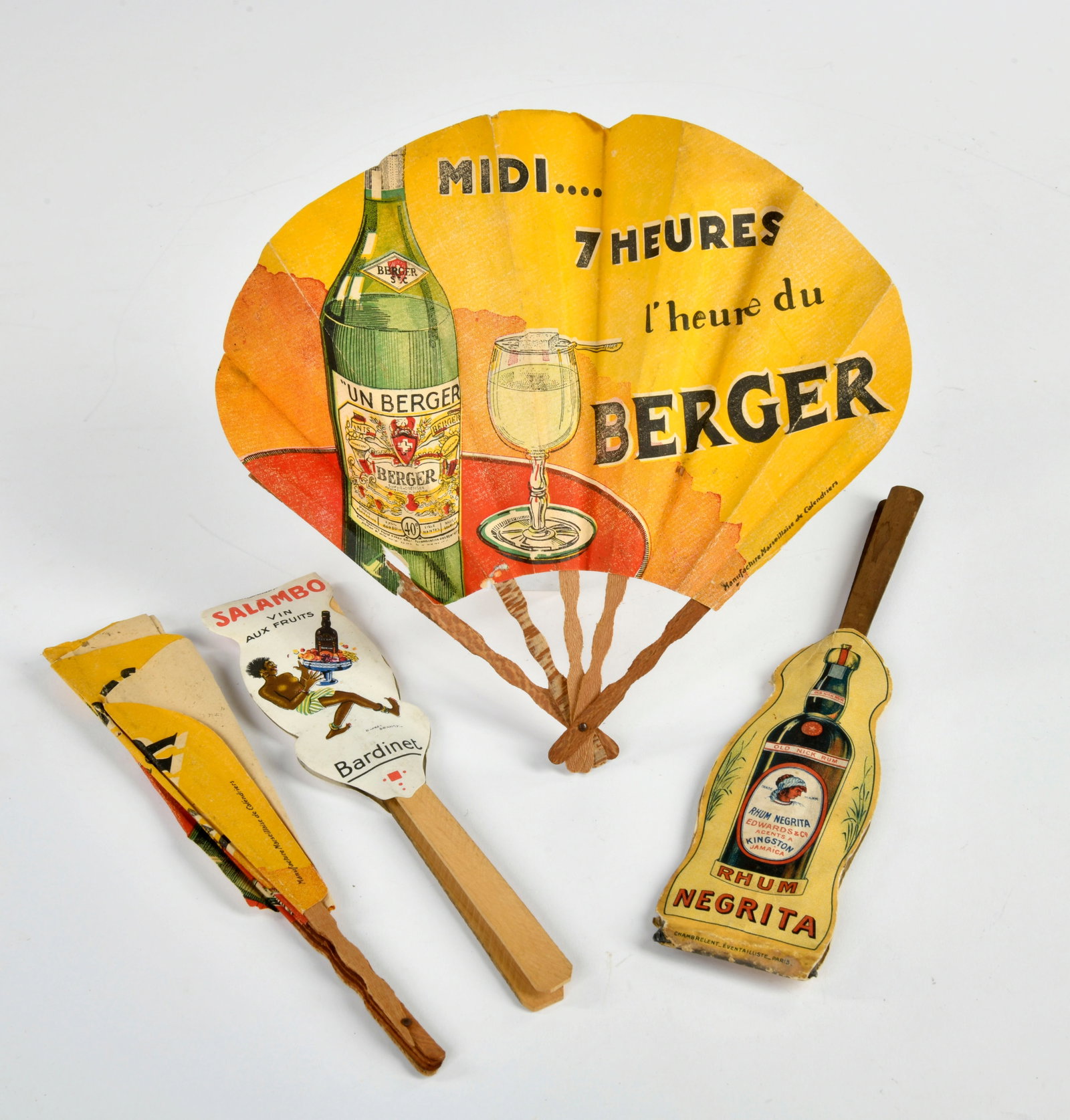 4 Facher mit Reklame: 4 Facher mit Reklame, je 24 cm, Pappe, Z 1-2