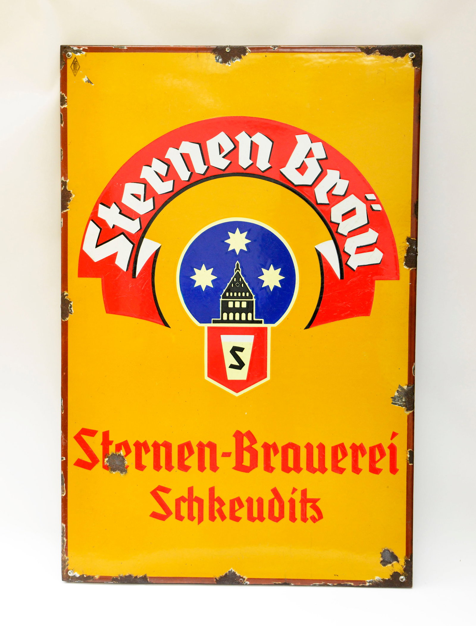 Sternenbrau, Schkeuditz, Emailleschild: Sternenbrau, Schkeuditz, Emailleschild, 118x98cm, ruckseitig mit Holz restauriert, Z 2-3, kein Versand