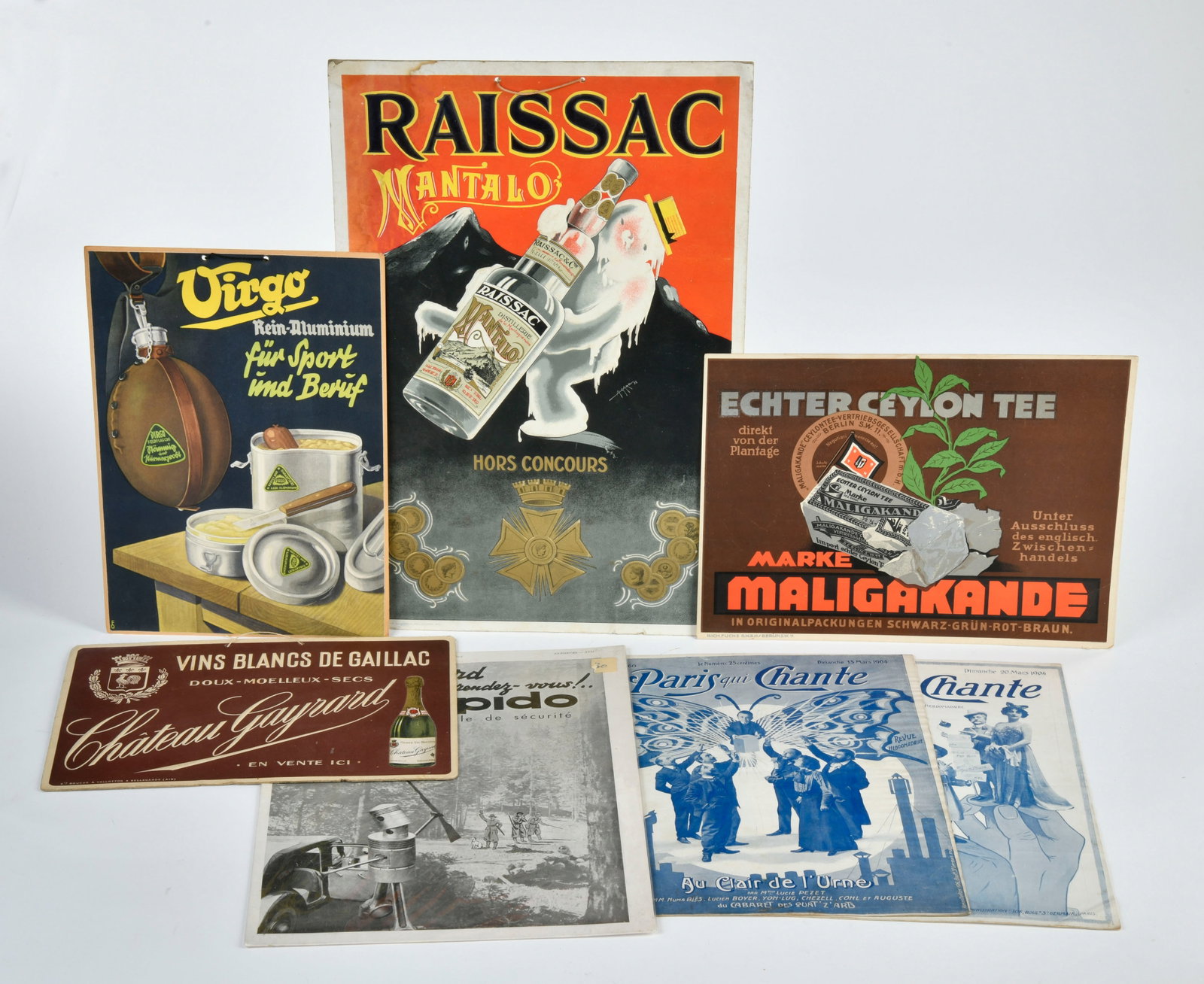 Konvolut franzosische Pappaufsteller, Kataloge etc.: Konvolut franzosische Pappaufsteller, Kataloge etc., 19-45 cm, Z 1-2