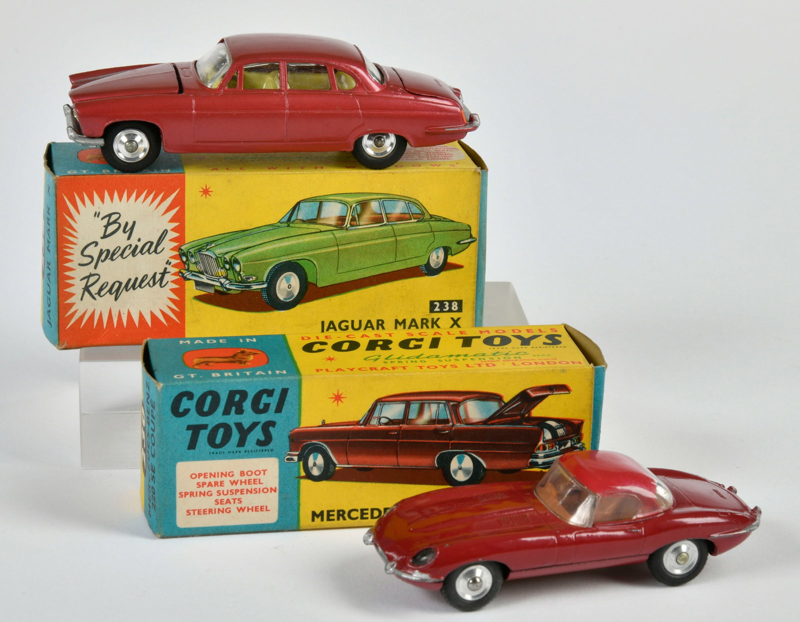 Corgi Toys, Jaguar E-Type, Mark X und Originalkarton fur Mercedes 220 SE (1 of 1)