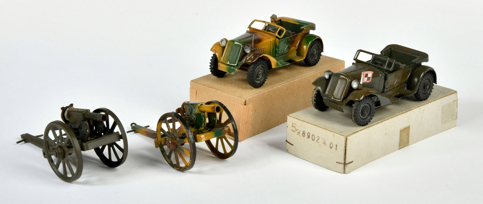 Marklin, 2x Kubelwagen mit Geschutz: Marklin, 2x Kubelwagen mit Geschutz, Germany VK, 1:43, min. LM, Z 1-2