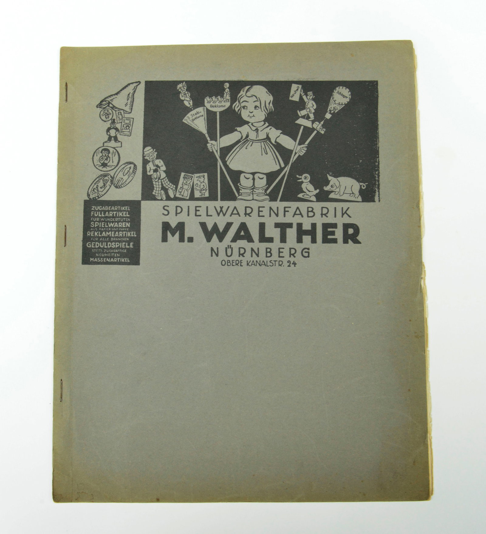 M. Walther, Spielwarenfabrik, Katalog 1925: M. Walther, Spielwarenfabrik, Katalog 1925, 29 x 23 cm, 13 Doppelseiten mit Preisliste