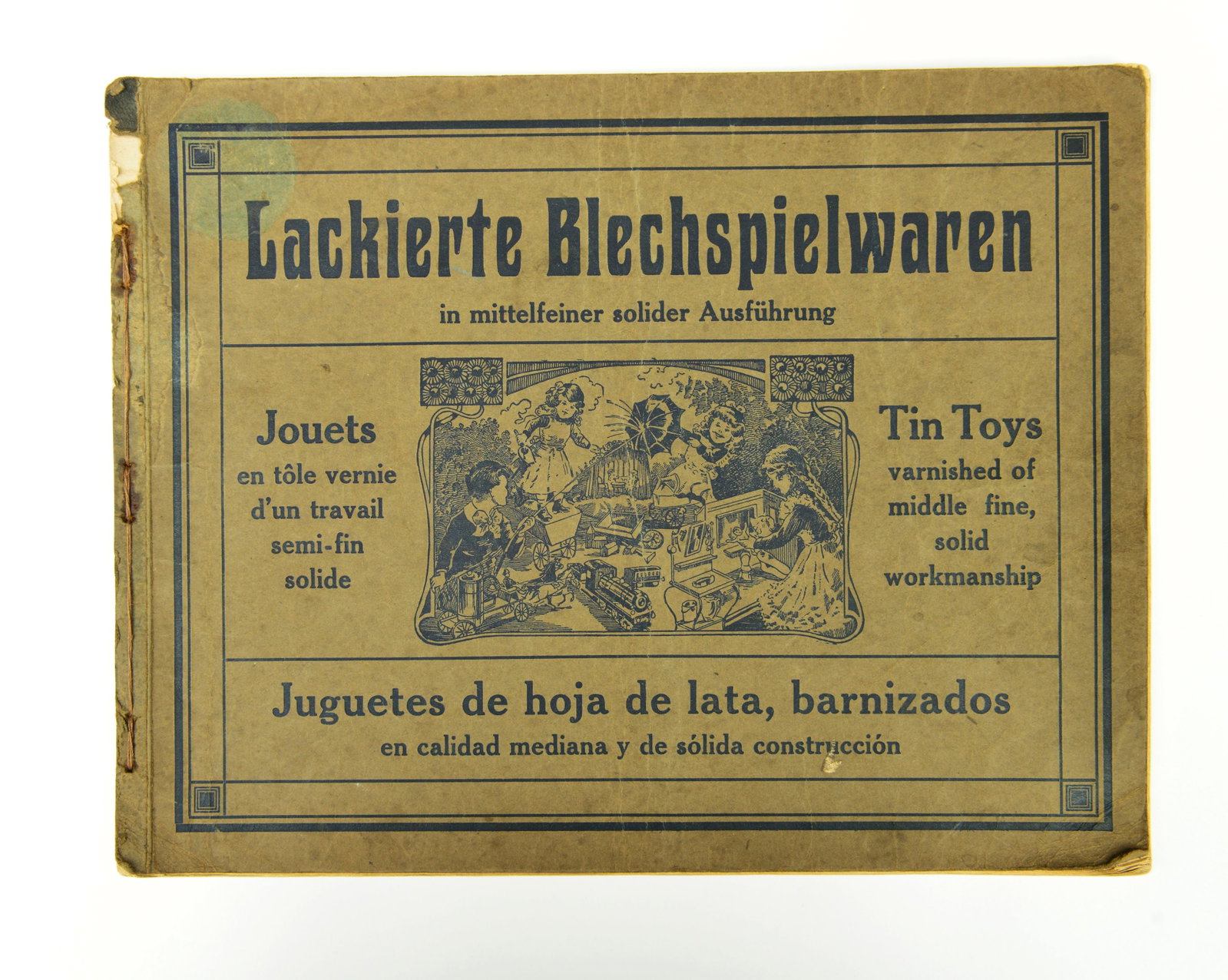 Gebr. Kuhlenz, Lackierte Blechspielwaren in mittelfeiner solider Ausfuhrung, Katalog 1922: Gebr. Kuhlenz, Lackierte Blechspielwaren in mittelfeiner solider Ausfuhrung, Katalog 1922, 50 S, Farbdruck, Bleistiftnotizen mit Hand, Einband mit starken Altersspuren, sonst schon