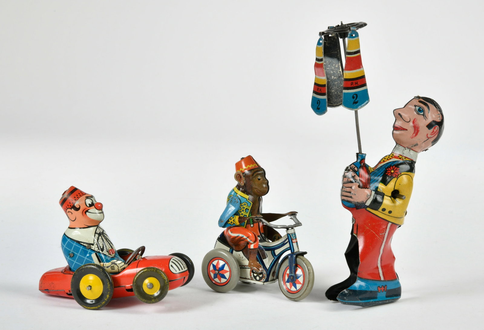 Biller, Clown Bimbo, Arnold Affe auf Dreirad und Mann mit Schirm (1 of 1)