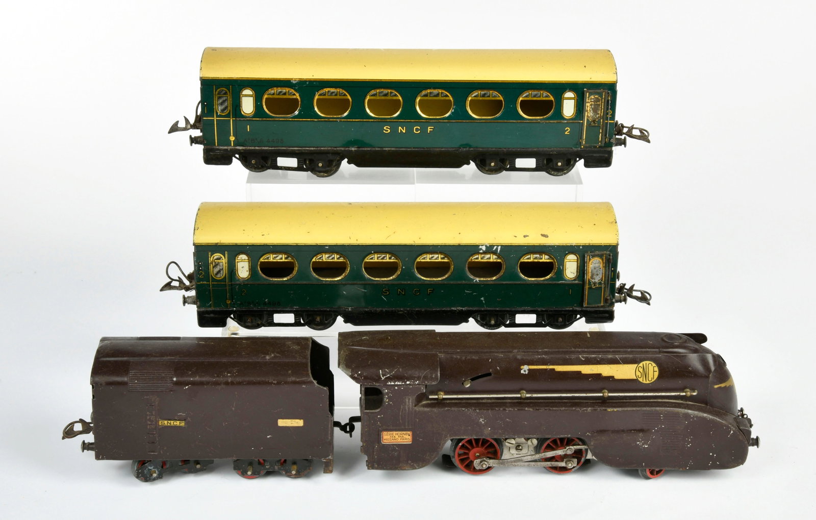 Hornby, SNFC Lok mit Tender und zwei Wagen (1 of 2)