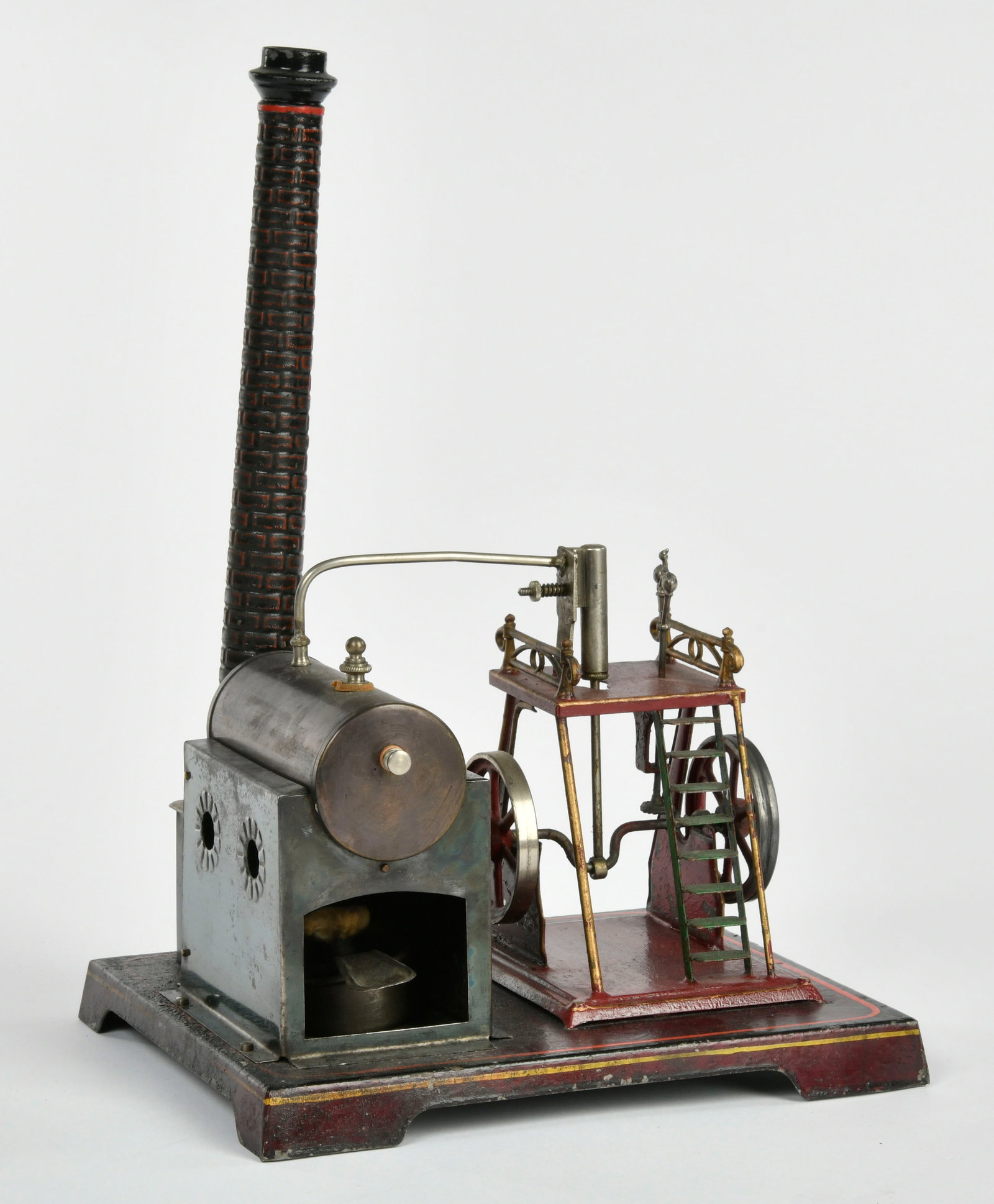 Doll, Schiffsdampfmaschine: Doll, Schiffsdampfmaschine, Germany VK, mit Brenner, 20x16x30 cm, LM