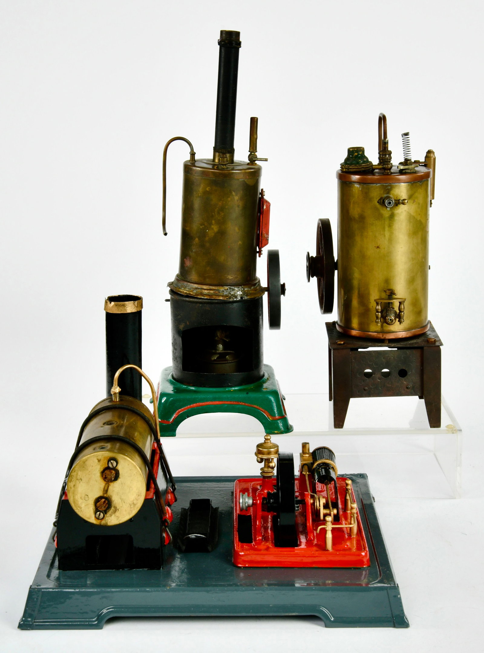 Fleischmann u.a., 3 Dampfmaschinen mit Mangeln: Fleischmann u.a., 3 Dampfmaschinen mit Mangeln, Germany, 25-32 cm, fur Bastler