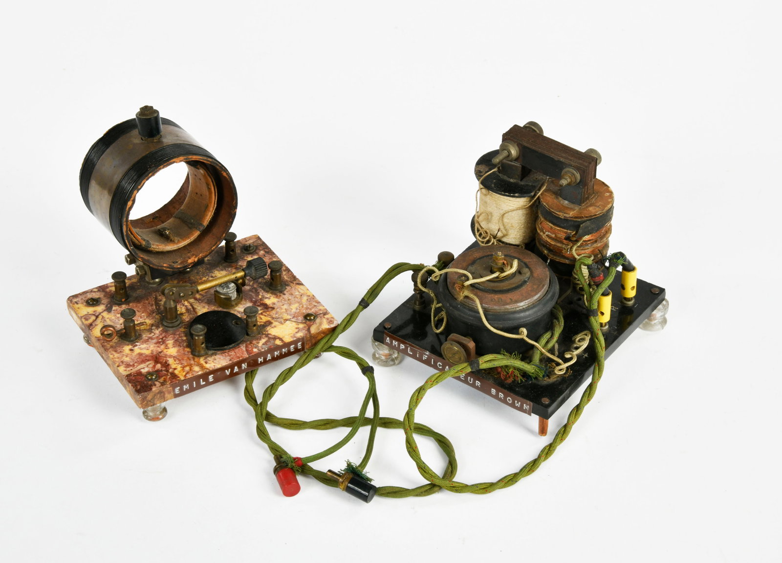 2 Elektromotoren: 2 Elektromotoren, VK, 12-13 cm, ungepruft, Z 2-3