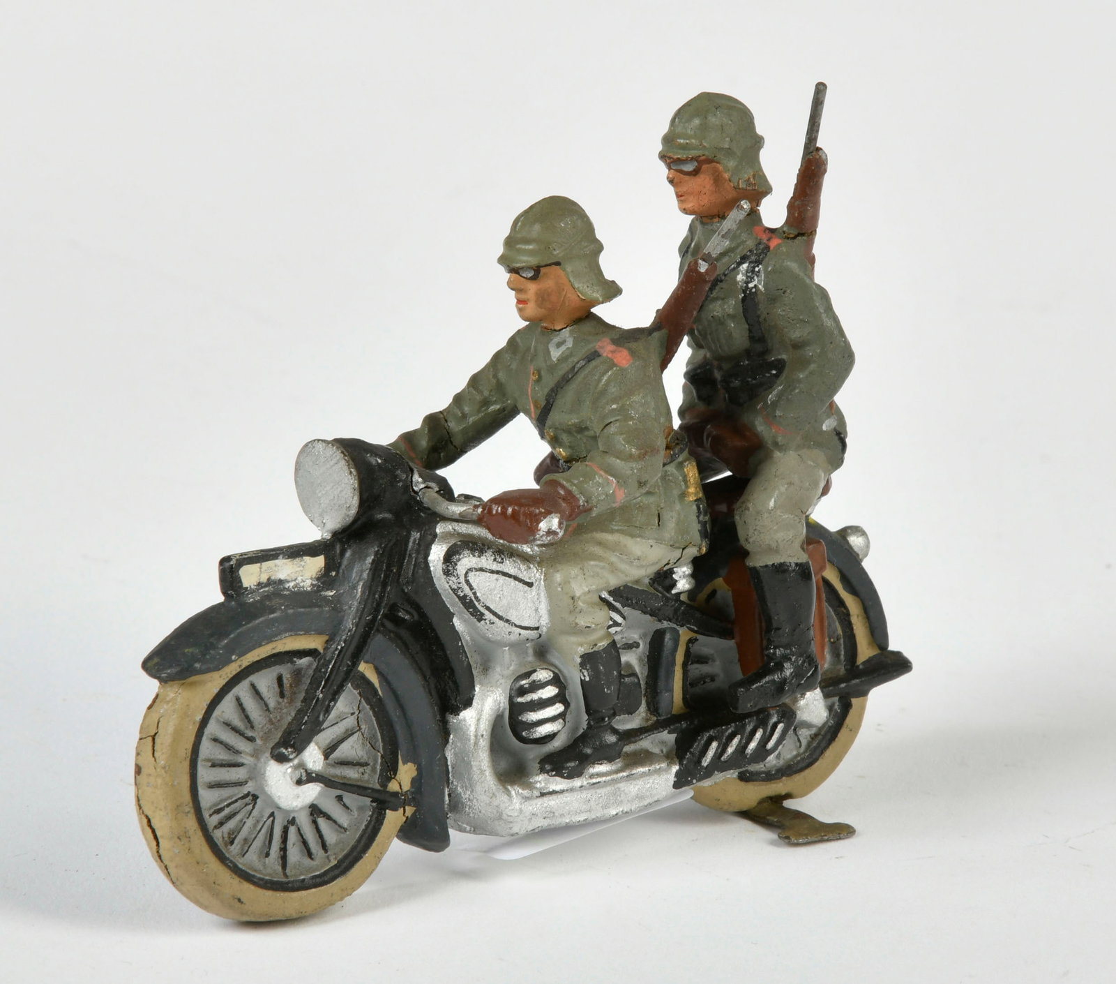 Lineol, Kradfahrer - 2