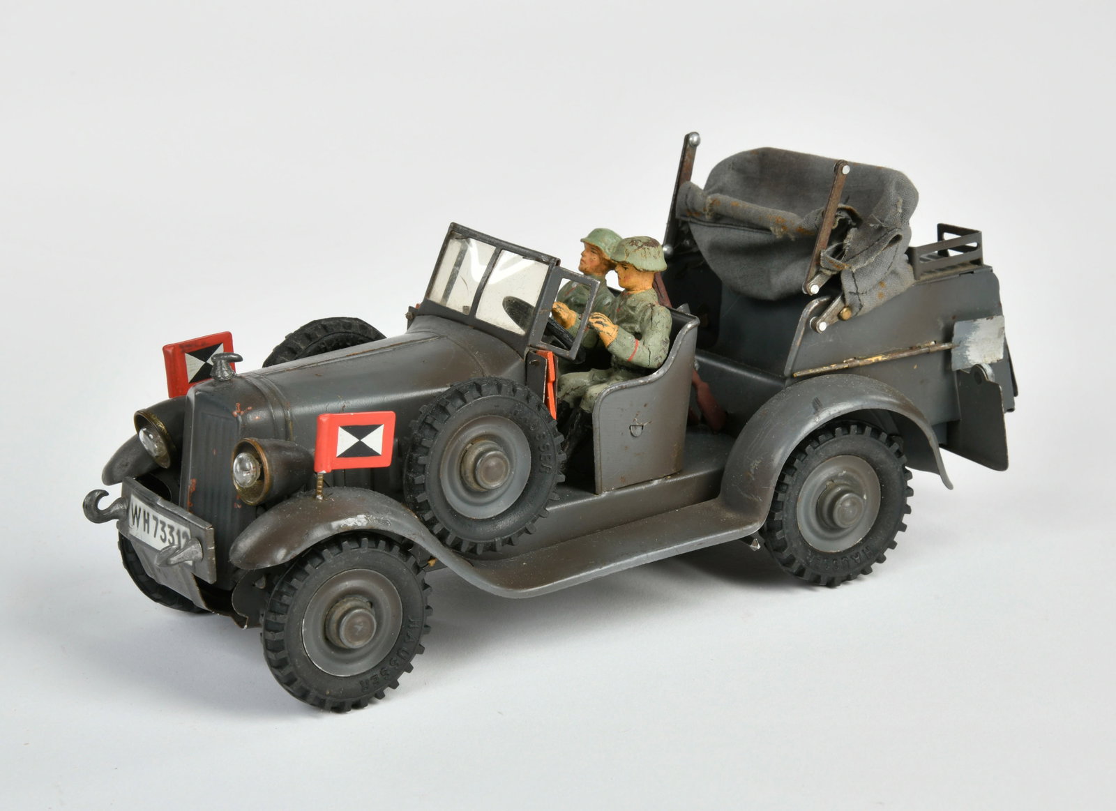 Hausser, Nachrichtenkubelwagen: Hausser, Nachrichtenkubelwagen, Germany VK, 23 cm, UW ok, LM