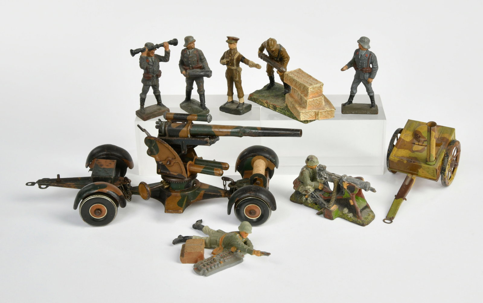 Lineol u.a., Geschutzstellung, Soldaten usw.: Lineol u.a., Geschutzstellung, Soldaten usw., Germany VK, 7,5 cm Serie, Z 2-3