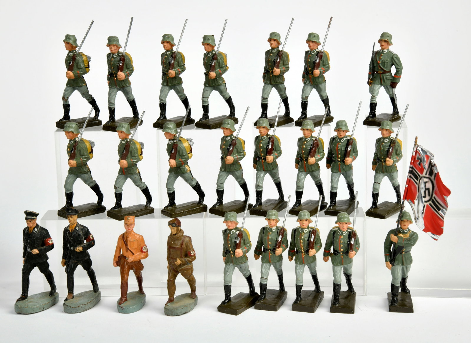Elastolin, Lineol, Marschierer Wehrmacht, SS, SA, Pilot: Elastolin, Lineol, Marschierer Wehrmacht, SS, SA, Pilot, Germany VK, 7,5 cm, Masse, meist Z 1-2