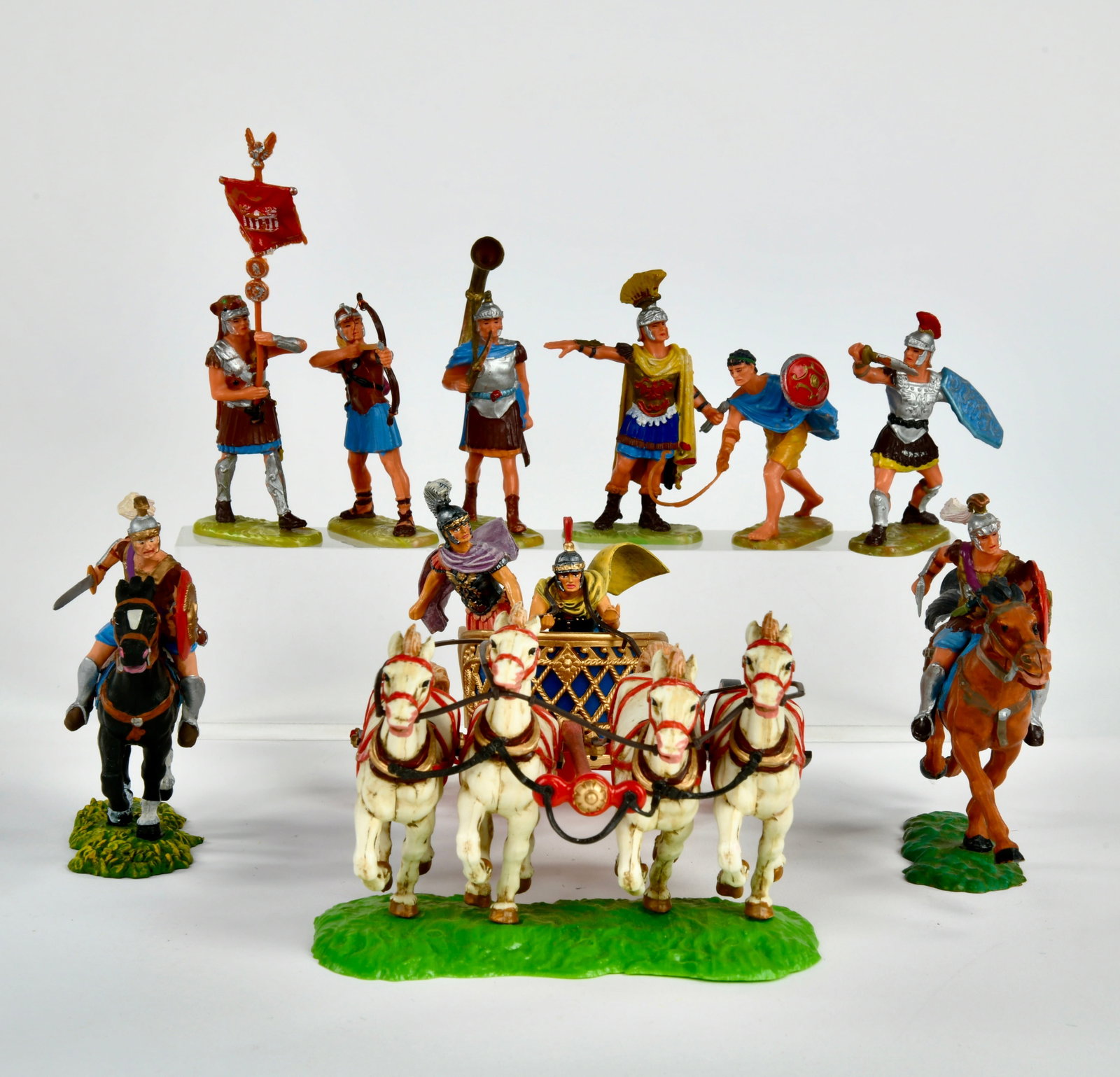 Elastolin, 8 Romer und Quadriga: Elastolin, 8 Romer und Quadriga, Romer 7 cm, Kst., Z 1-/2+