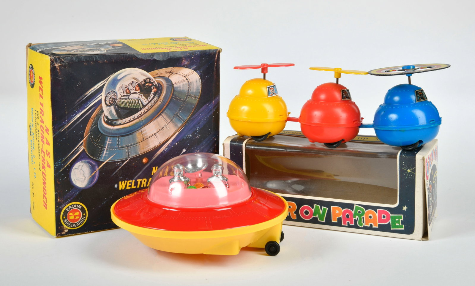 Space Toys Konvolut: Space Toys Konvolut, Nasa Weltraum- Erkunder, Brohm, Hong Kong, 16 cm, Bat.Antrieb ok und Mechanical Wind Up Saucer, Yone Japan, Okt , Z 1, Z 1