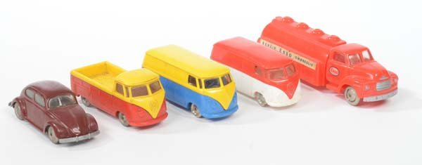 Lego: English: Lego, VW Kaefer, 3 VW buses + road tanker, Denmark, plastic, condition 1-/2- Deutsch: Lego, VW Käfer, 3 VW Busse + Tankwagen, Dänemark, 5,5-8,5cm, Kunststoff, Z. 1-/2-, (1092)