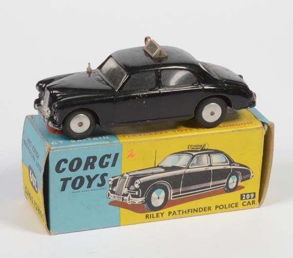 Corgi Toys: Corgi Toys, Riley Police Car, Gr. Britain, 1:43, min. paint d., antenna to short, box C 2, C 2-