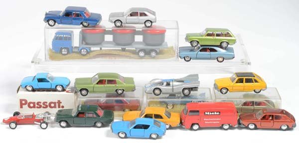 Schuco: Schuco, 19 cars, W.-Germany, 1:66, diecast, box c1, mostly good condition,