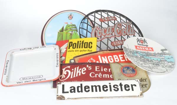 Bundle Advertising Gooods: 4x Hilke`s (paperboard): Bundle Advertising Gooods: 4x Hilke`s (paperboard), Coca Cola (cast iron), Becks (tin on wood), Astra Wall Plate (plastic), please inspect