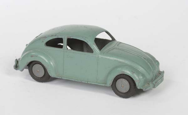 "Marklin: Maerklin, "KdF" Beetle, Germany pw, diecast, zinc pest on engine hood + tailgate, C 2