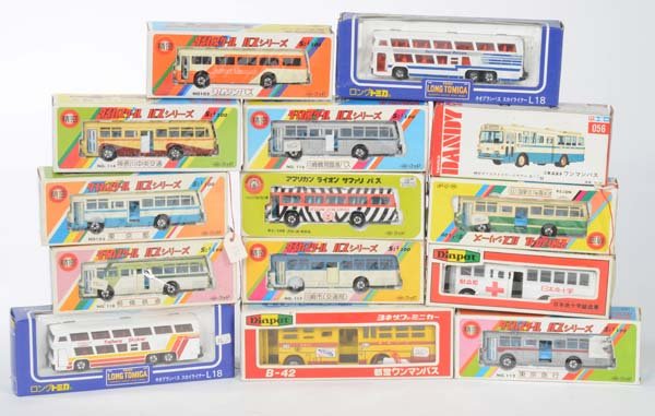 Yonezawa Toys a.o.: Yonezawa Toys a.o., 14 Buses, Japan, diecast, box C 1/1-, C 1/1-