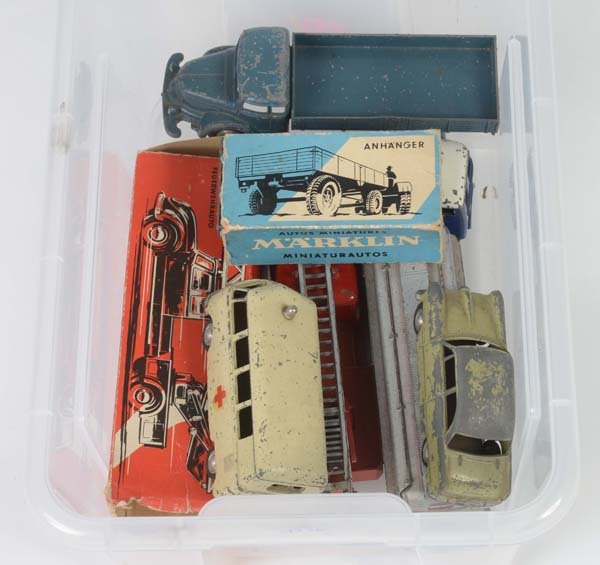 Marklin: Maerklin, 5 Cars + Trailer, W.-Germany, diecast, paint d., part. rust d., 2x box (fragmented), C 3-4