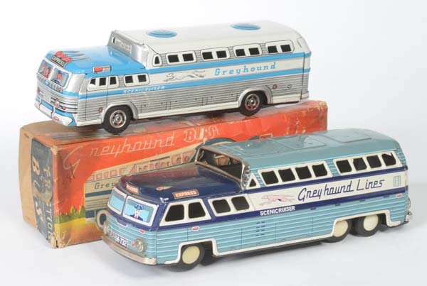 N.S. a.o.: N.S. a.o., 2 Greyhound Buses, Japan, box C 3+, C 1-/2-