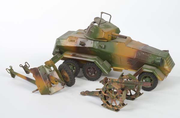 Lineol: Lineol, Armored Car + 2 Guns, Germany pw, tin, partially not complete, C 3+