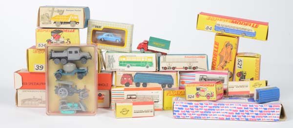 Espewe: Espewe a.o, Bundle Cars, Buses a.o., GDR, plastic, mostly good condition