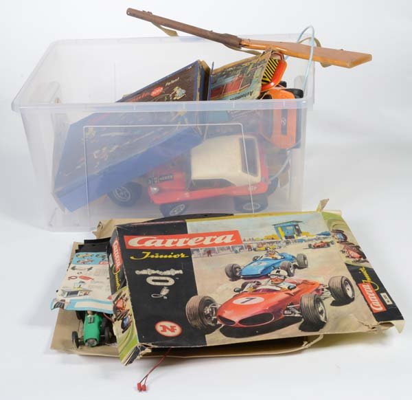 Carrera: Bundle Carrera, Schuco a.o., toys: Carrera-Course, gun, racing car a.o., W.-Germany, 3x boxes Z 3, mixed C