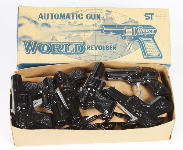 Pistols: 24 Pistols, Japan, tin, function ok, box C 2+, C 1