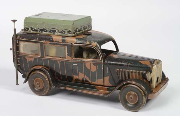 Tipp&Co: Tipp&Co, Radio Car with Morse Telegraph, Germany pw, tin, clockwork ok, paint d., soldering point on 1 rear door, colour minimally restored, otherwise good condition, C 2-3