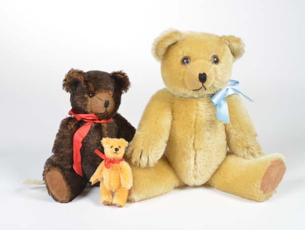 3 Schuco Baeren (mit Parfuembaer) Replikas: 3 Schuco Bears (with Parfume Bear) Replicas, C 1