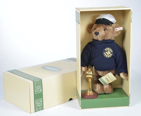 Steiff, Seebaer 42 (No 39) exclusiv fuer Karstadt: Steiff, Sea Bear 42 (No 39)exclusive for "Karstadt", W.-Germany,with certificate