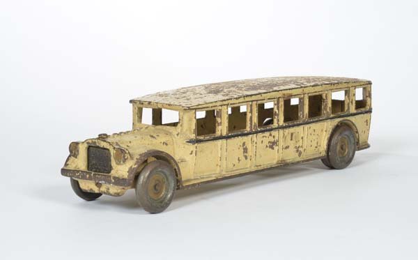 Cast Iron Bus: Cast Iron Bus, USA, severe paint d., C 3-4