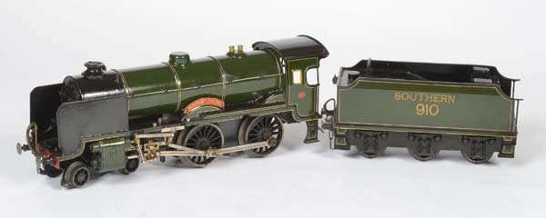 Marklin, Lok 220 Southern 810 Merchant Taylors: Marklin, Loco 220 Southern 810 Merchant Taylors, Germany pw, gauge 0, C 1-