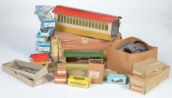 Marklin, Kibri: Gleise, Trafo + Gebaeude: Marklin, Kibri: Tracks, Transformator + Building, W.-Germany, gauge H0, treasure trove, mostly very good condition, please inspect