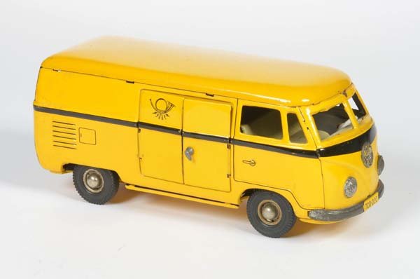 Tipp&Co, VW Bus Post: Tipp&Co, VW Bus Post, W.-Germany, tin, friction stiff, part. paint severely chipped off, otherwise good condition, C 2-