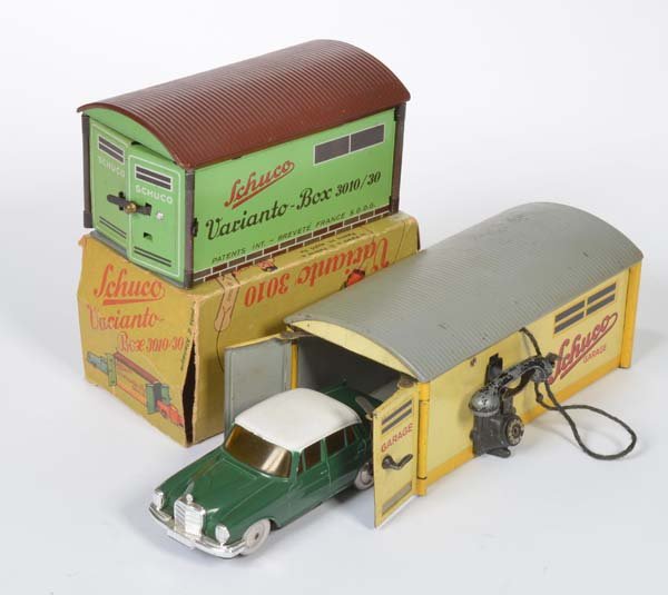 Schuco Mercedes u.a.: Schuco, Mercedes 1001 + 2 Garages, W.-Germ., mixed construction, cw ok, C 1-/ 2-3