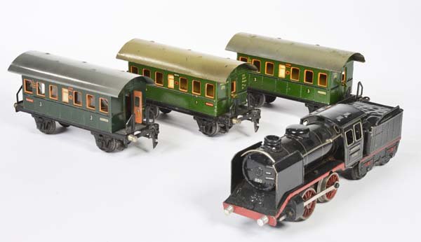 Marklin, Lok  R 890 mit Tender + 3 Personenwagen (1 of 1)