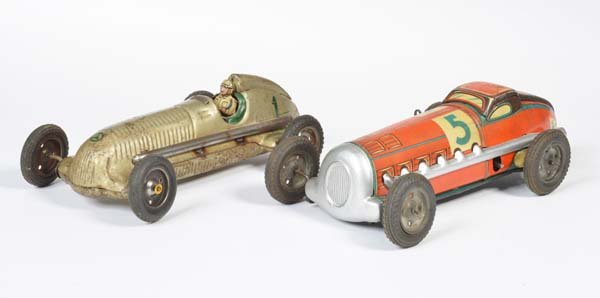 JNF u.a., 2 Rennwagen (1 of 1)