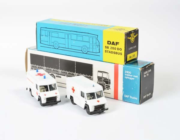 Lion Car, 2x Ambulanz, 1 Bus + 1 LKW (1 of 1)