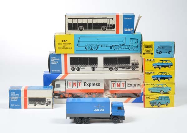 Lion Toys, 6 LKW, 4 PKW + 1 Bus (1 of 1)