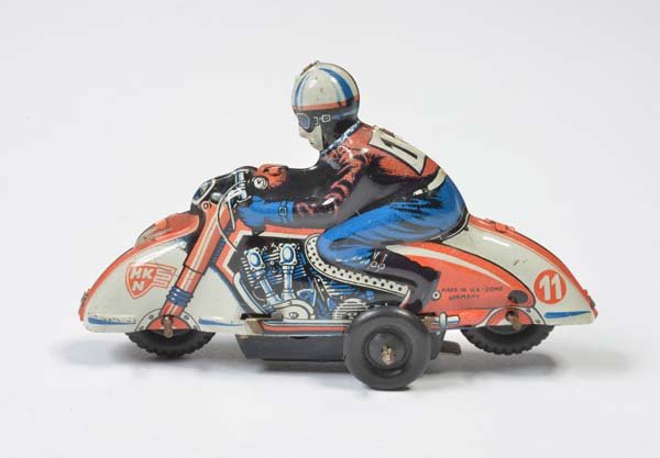 Huki, Motorrad (1 of 1)