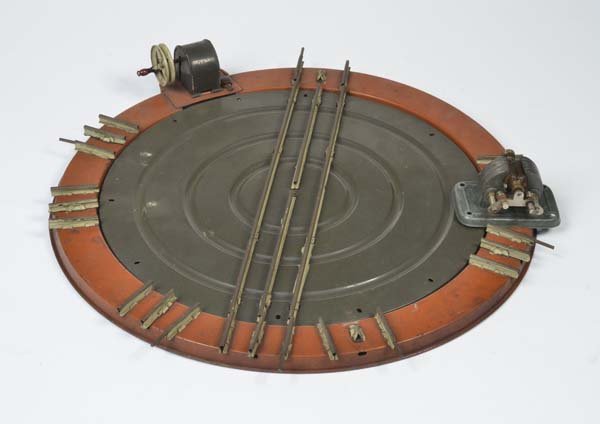 Marklin,Drehscheibe + Elektromotor (1 of 1)