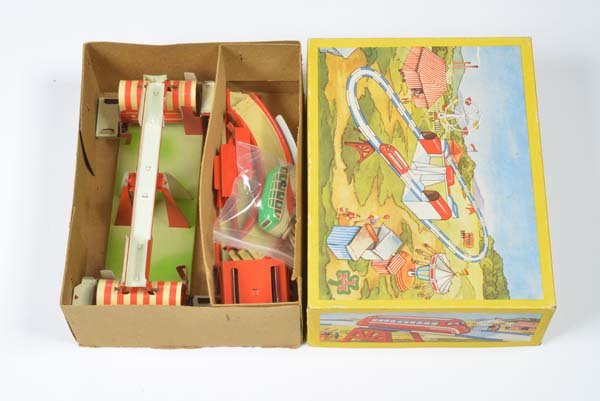 Hoefler, Kirmes Bahn (1 of 1)