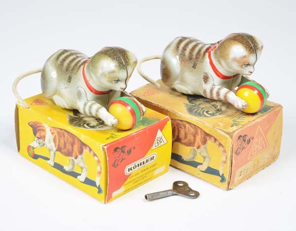 Koehler, 2 Katzen mit Ball (1 of 1)